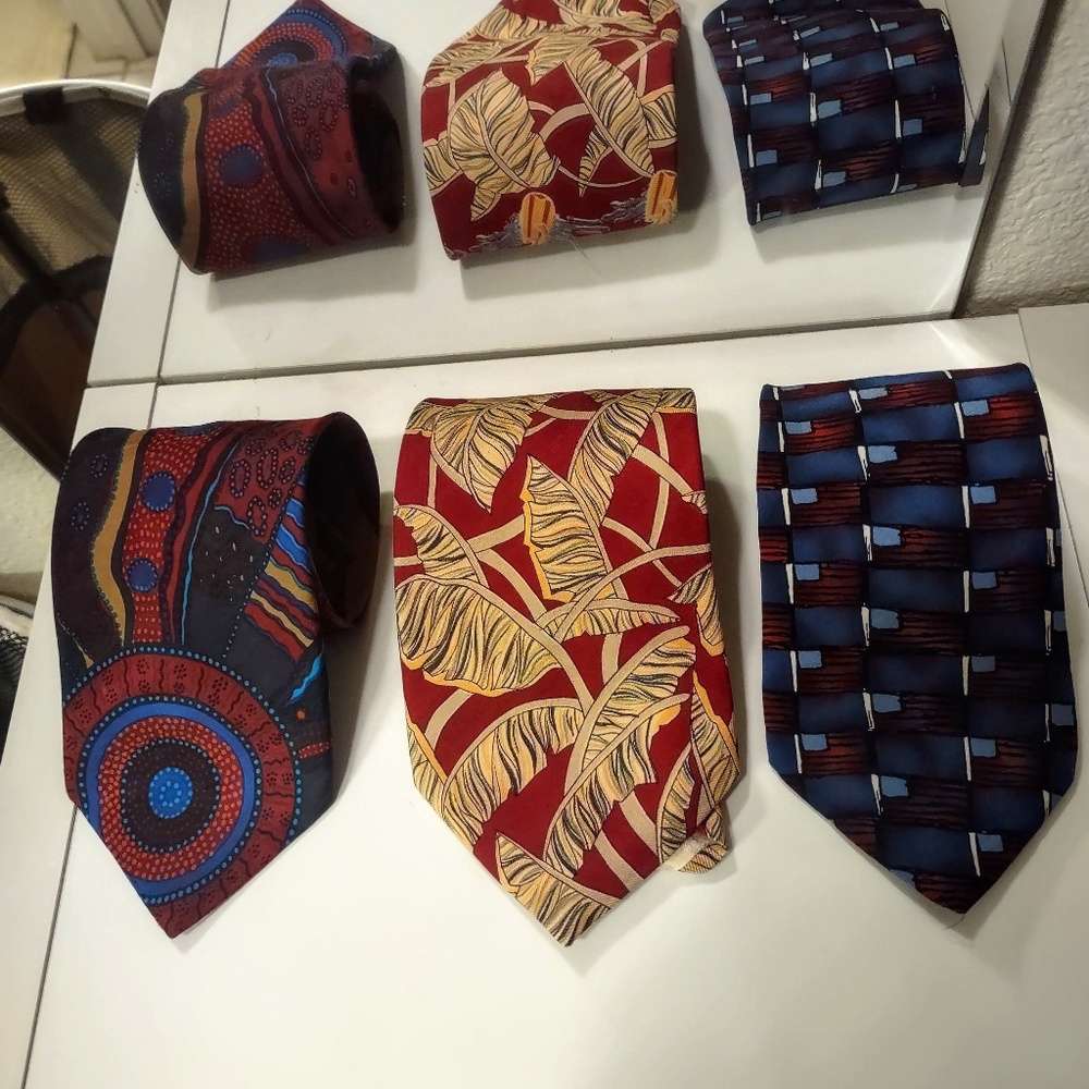 One Tie Left ... Jerry Garcia fans?